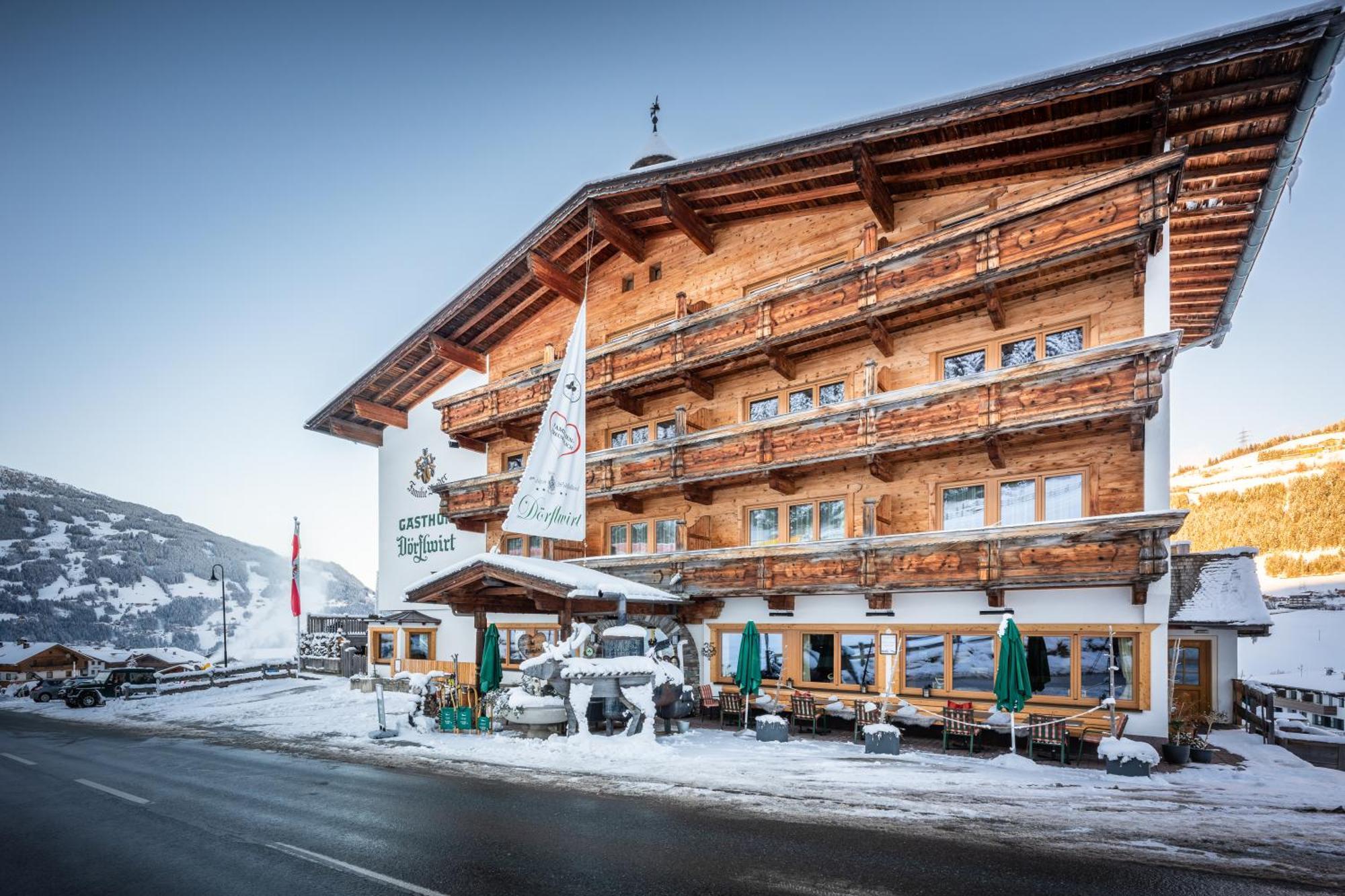 Alpen Wohlfuehlhotel Doerflwirt Hainzenberg Exteriér fotografie