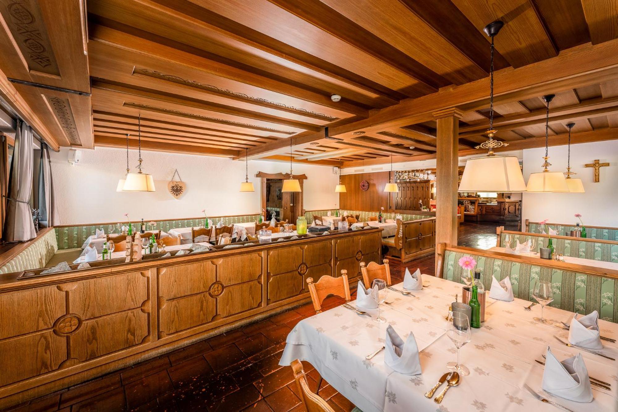 Alpen Wohlfuehlhotel Doerflwirt Hainzenberg Exteriér fotografie