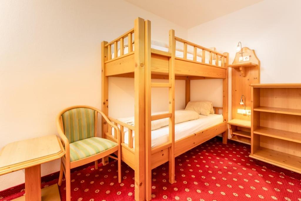 Alpen Wohlfuehlhotel Doerflwirt Hainzenberg Exteriér fotografie