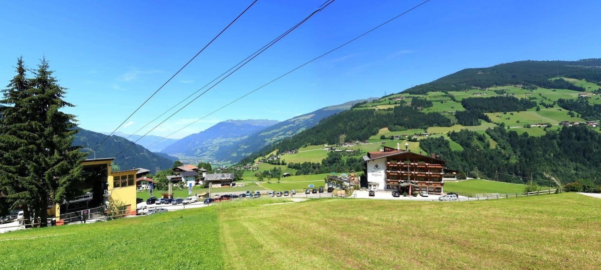 Alpen Wohlfuehlhotel Doerflwirt Hainzenberg Exteriér fotografie
